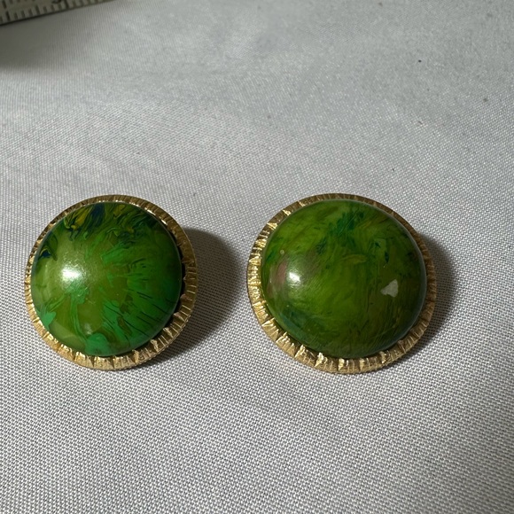 Two pair of vintage green earrings - Picture 4 of 6